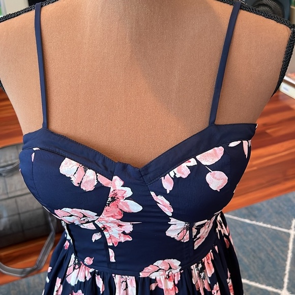 NWT Band of Gypsies Blue Pink Floral Dress Size Small - Picture 4 of 5